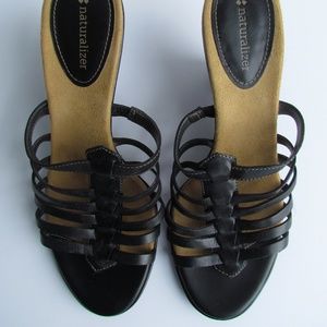 NATURALIZER Gabbie Wedge Heels Black Leather